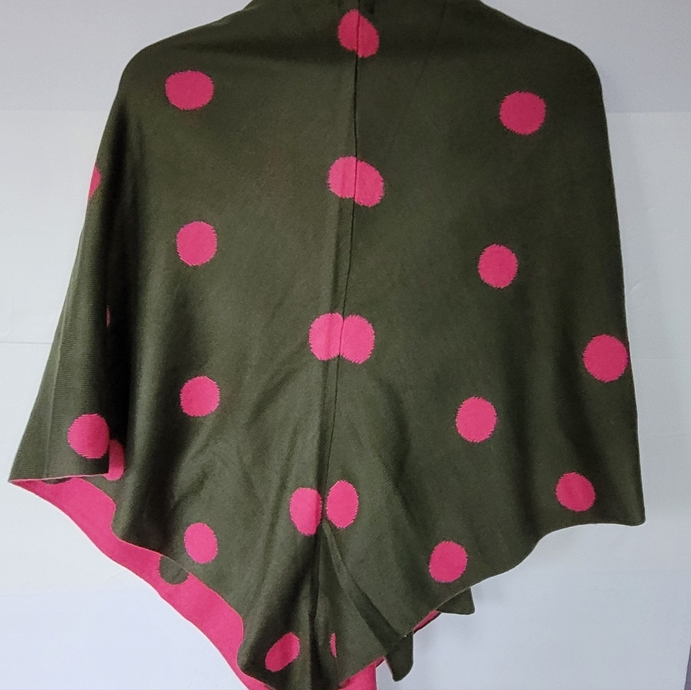 TOP IT OFF Green and Pink Polka Dot Shawl Size OS - Picture 4 of 4